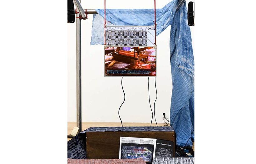 1833 : une jeune fille, une machine et leur amitié